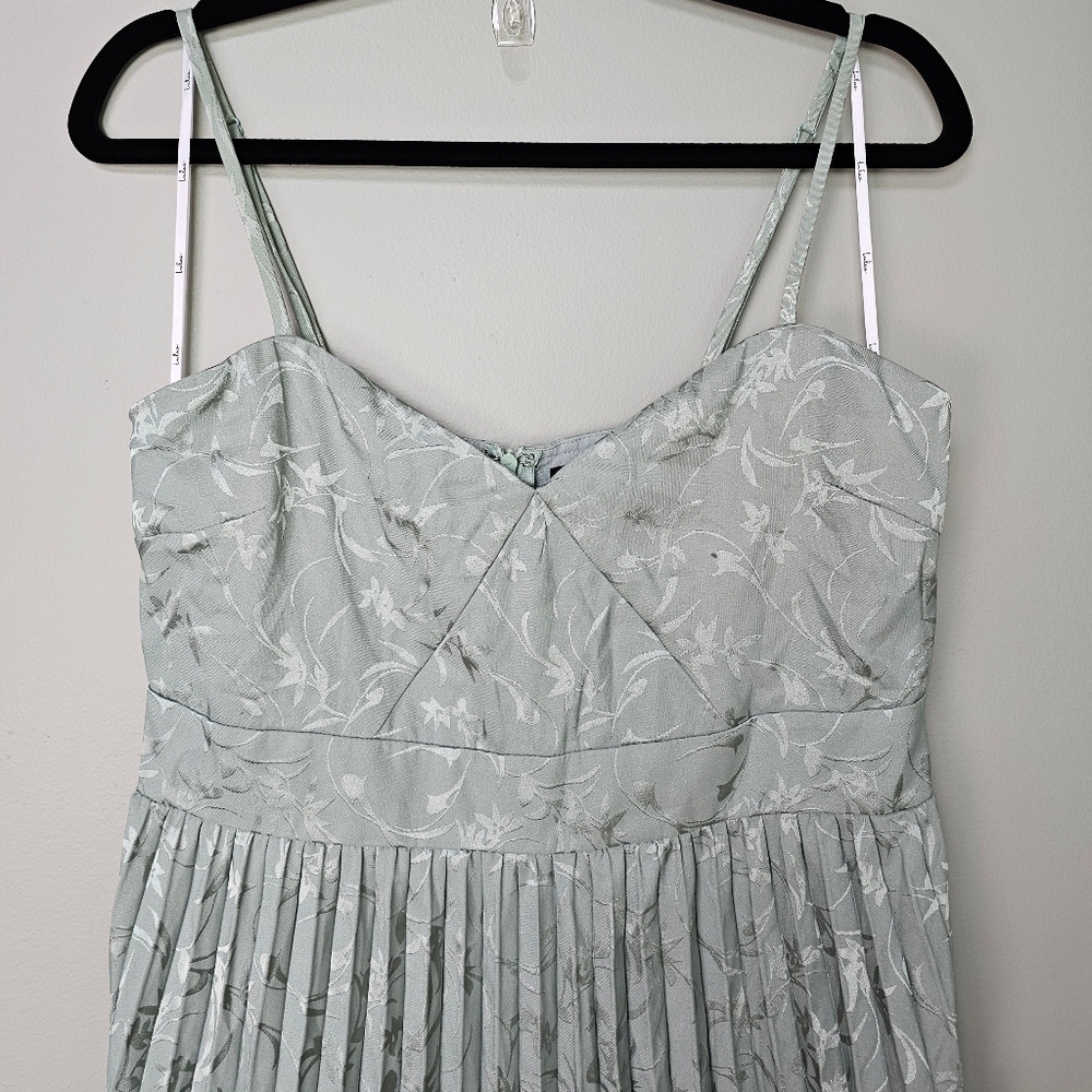 Lulus Regal Romance Sage Floral Jacquard Pleated Satin Midi Dress, Size Large - Picture 4 of 11